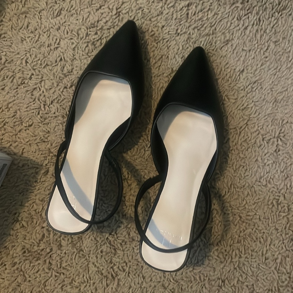 H Halston Sartoni Slingback pump - Picture 7 of 7